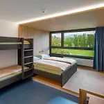 Vandrerhjem Rapperswil-jona Youth *