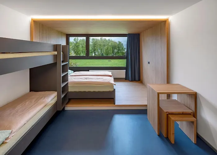 Rapperswil-Jona Youth Hostel * Rapperswil (St. Gallen)